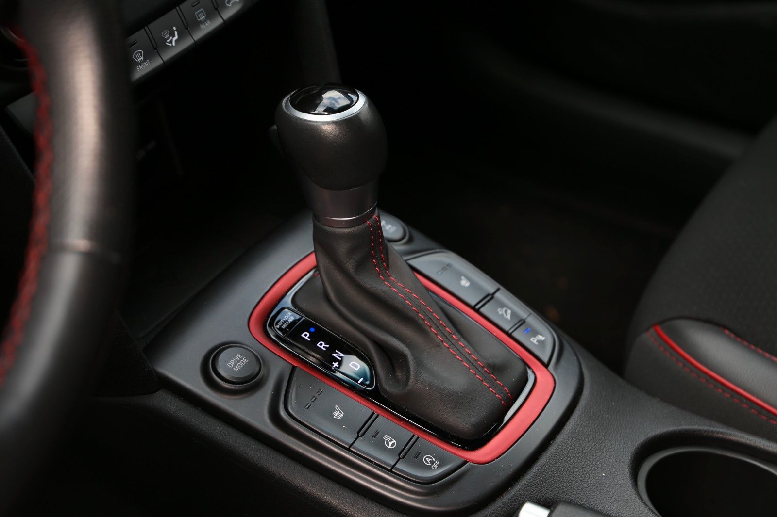Fahrzeugabbildung Hyundai Kona 1.6 CRDi 100kW *PREMIUM* 4WD KAM KRELL HUD