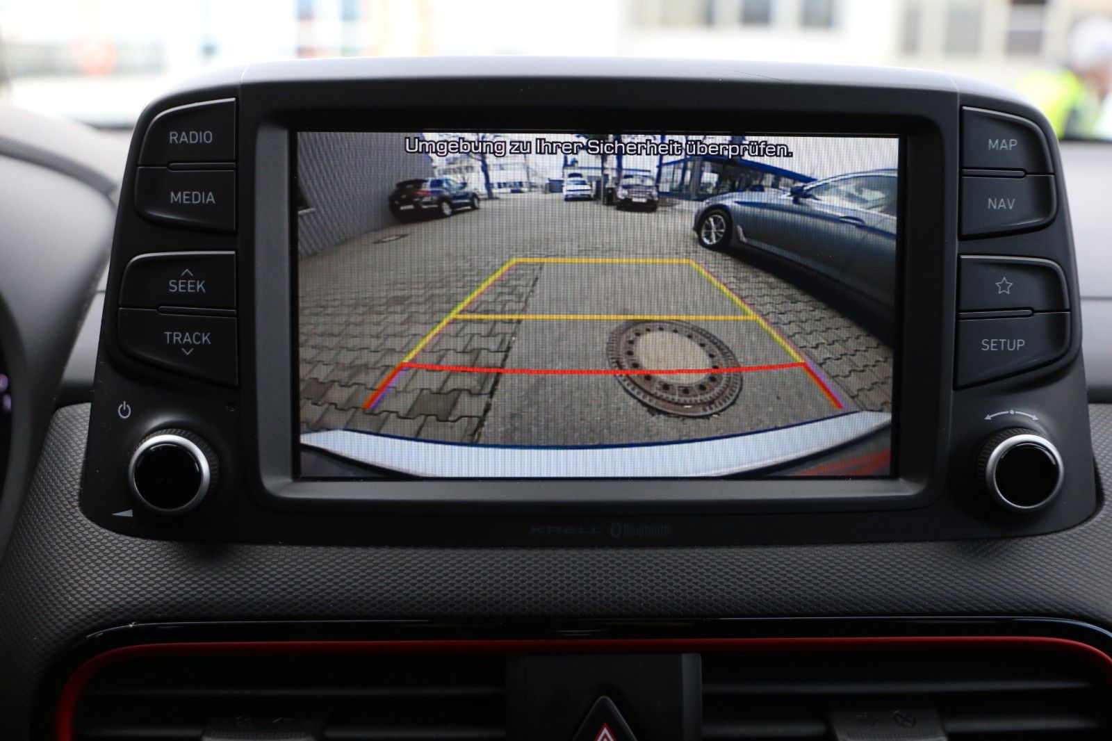 Fahrzeugabbildung Hyundai Kona 1.6 CRDi 100kW *PREMIUM* 4WD KAM KRELL HUD