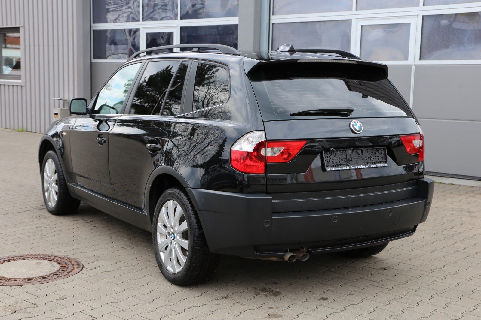 Fahrzeugabbildung BMW X3 3.0d*NAV*KAM*PANO*LED BRAUN*MEMORY*8x ALU