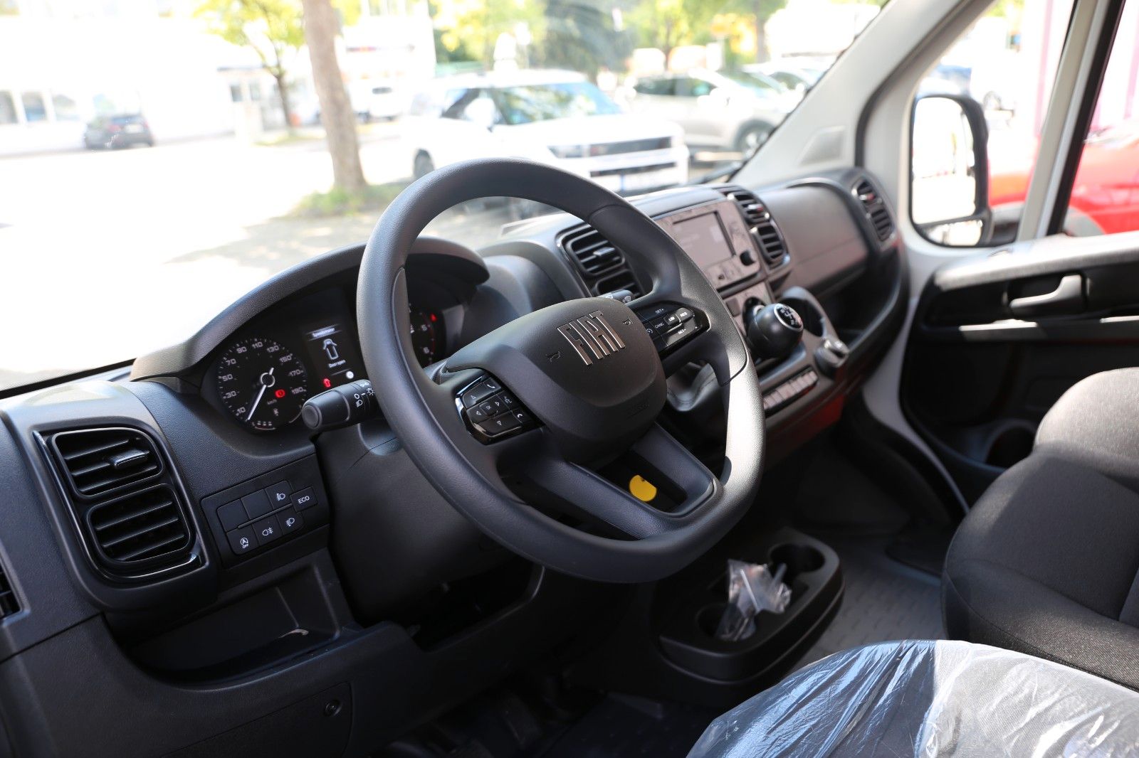 Fahrzeugabbildung Fiat Ducato 2.2 L4H1 DOKA KAM 3-SEITEN KIPPER