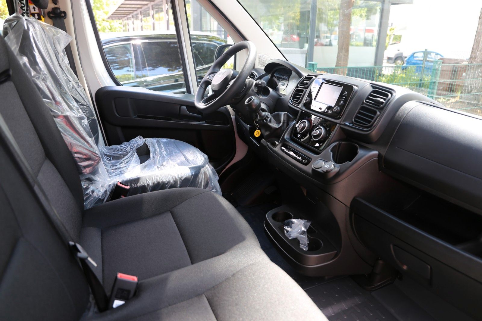 Fahrzeugabbildung Fiat Ducato L4H1 DOKA Kipper