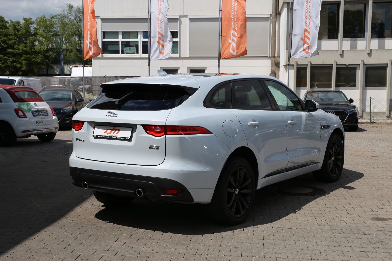 Fahrzeugabbildung Jaguar F-PACE 3.0 V6 R-Sport AWD*NAVI*KAM*PANO*HEAD-UP*