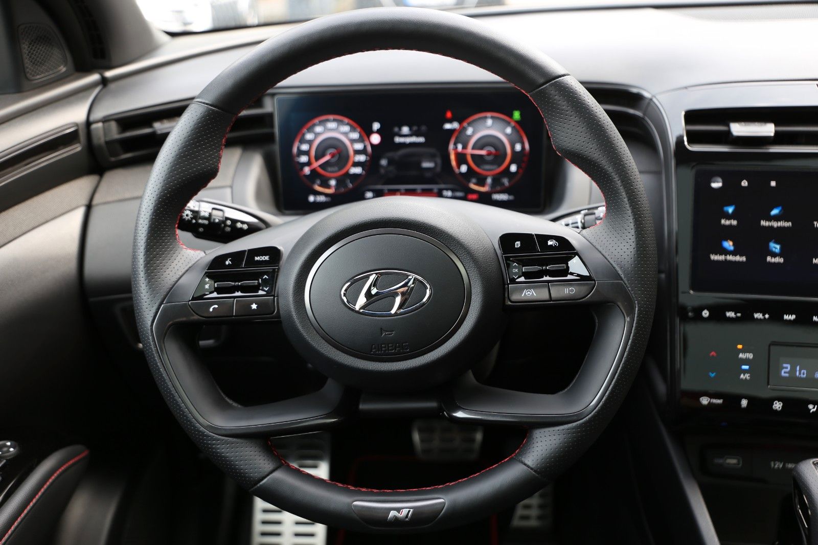 Fahrzeugabbildung Hyundai Tucson 1.6 CRDi N LINE Mild-Hybrid 4WD PANO