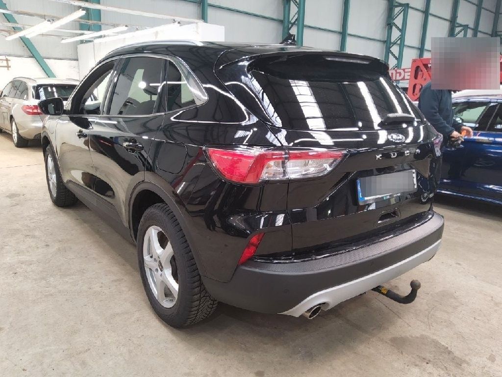 Fahrzeugabbildung Ford Kuga Plug-In Hybrid Titanium X