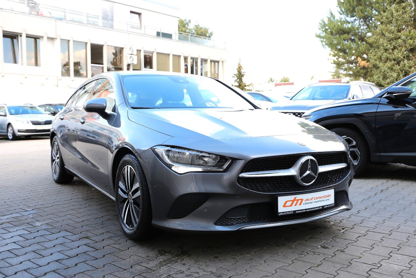 Fahrzeugabbildung Mercedes-Benz CLA 200d SB*MBUX*PDC*