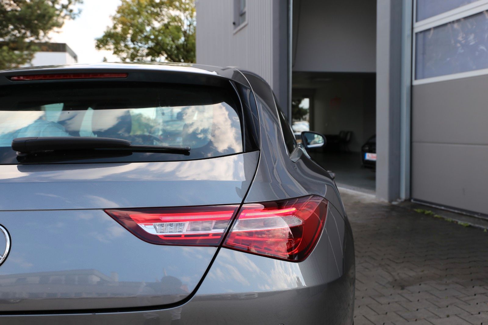 Fahrzeugabbildung Mercedes-Benz CLA 200d SB*MBUX*PDC*