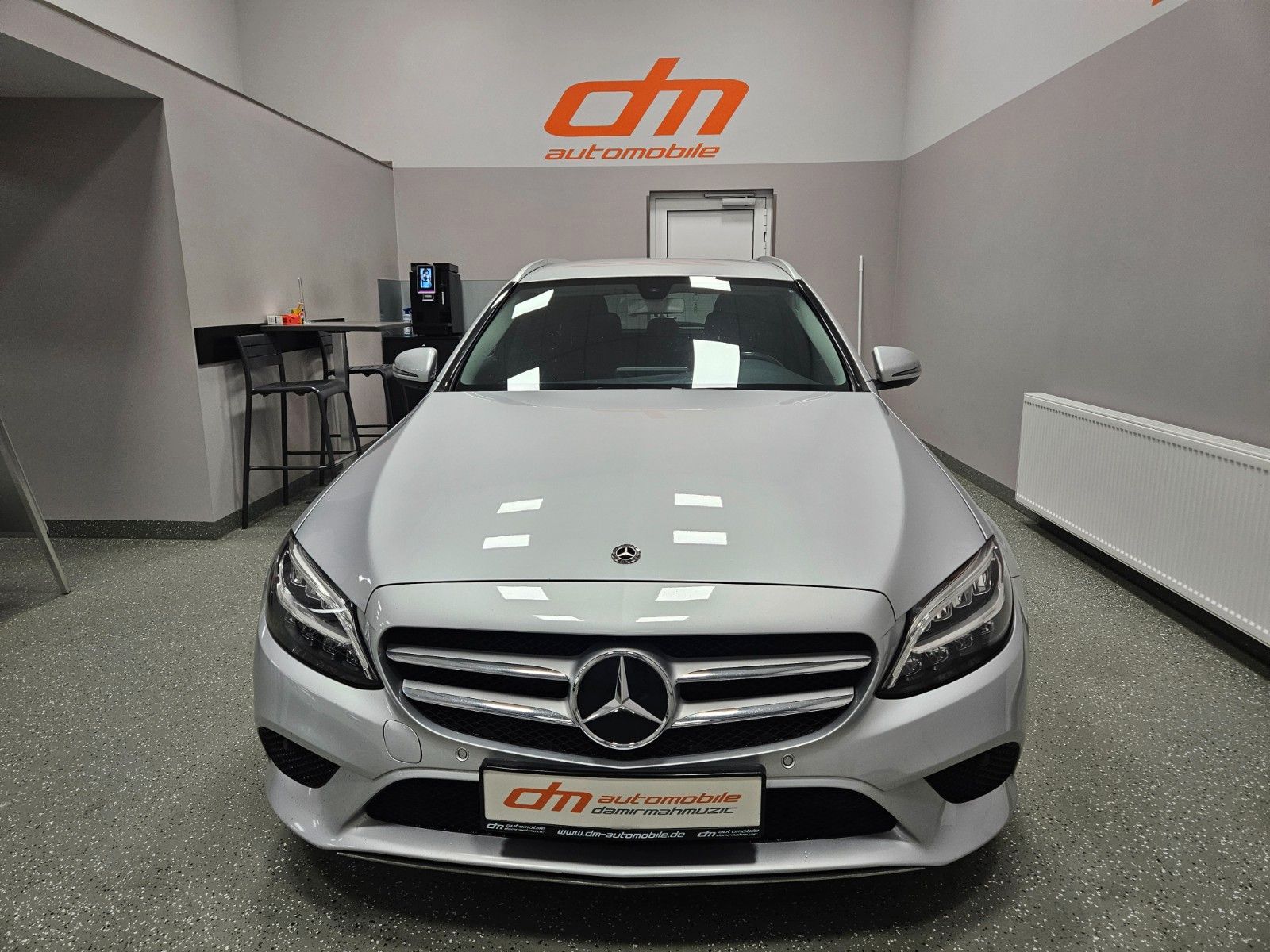 Fahrzeugabbildung Mercedes-Benz C200d 110kW T-Modell KAM*NAV*COMAND