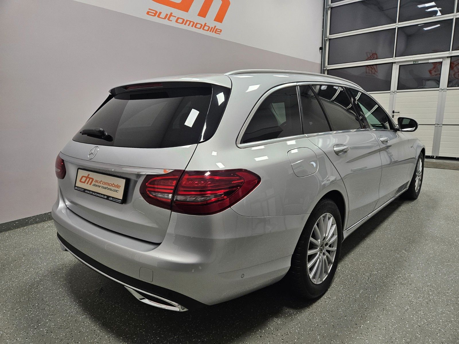 Fahrzeugabbildung Mercedes-Benz C200d 110kW T-Modell KAM*NAV*COMAND