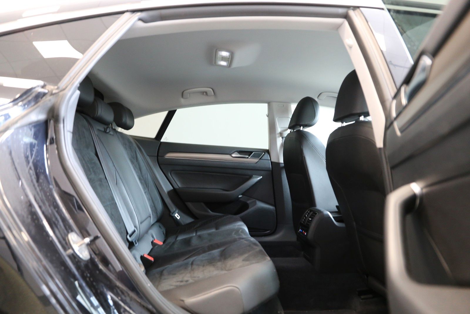 Fahrzeugabbildung Volkswagen Arteon 2.0 TDI 110kW*ELEGANCE*KAM*