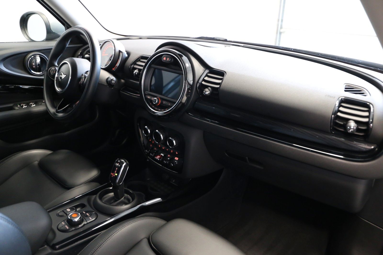 Fahrzeugabbildung MINI ONE Clubman*Park*LED*Start/Stop*Blth.