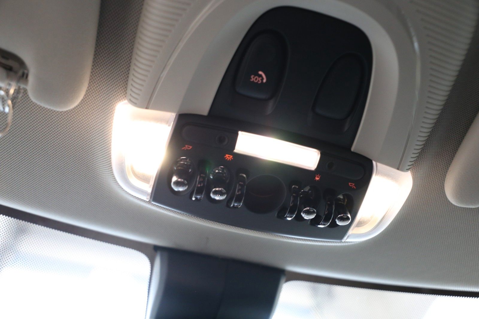 Fahrzeugabbildung MINI ONE Clubman*Park*LED*Start/Stop*Blth.
