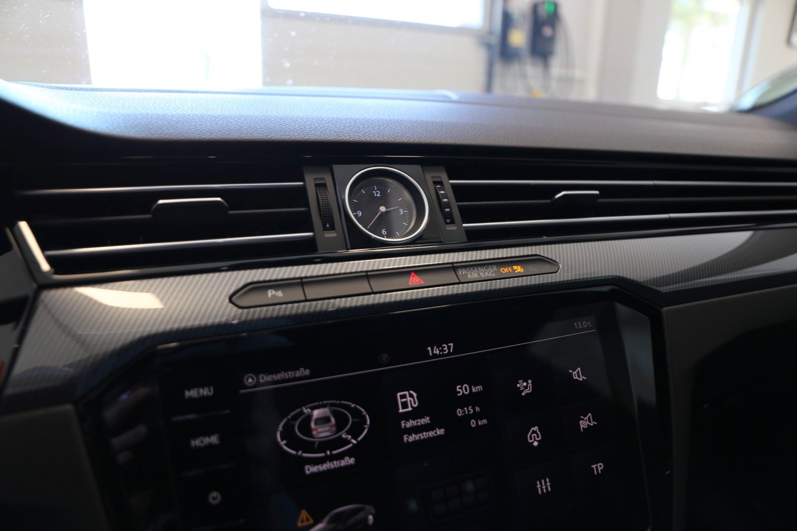 Fahrzeugabbildung Volkswagen Arteon 2.0 TSI OPF DSG R-LINE