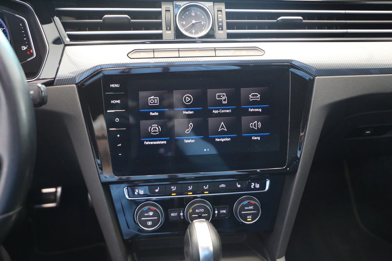 Fahrzeugabbildung Volkswagen Arteon 2.0 TSI OPF DSG R-LINE