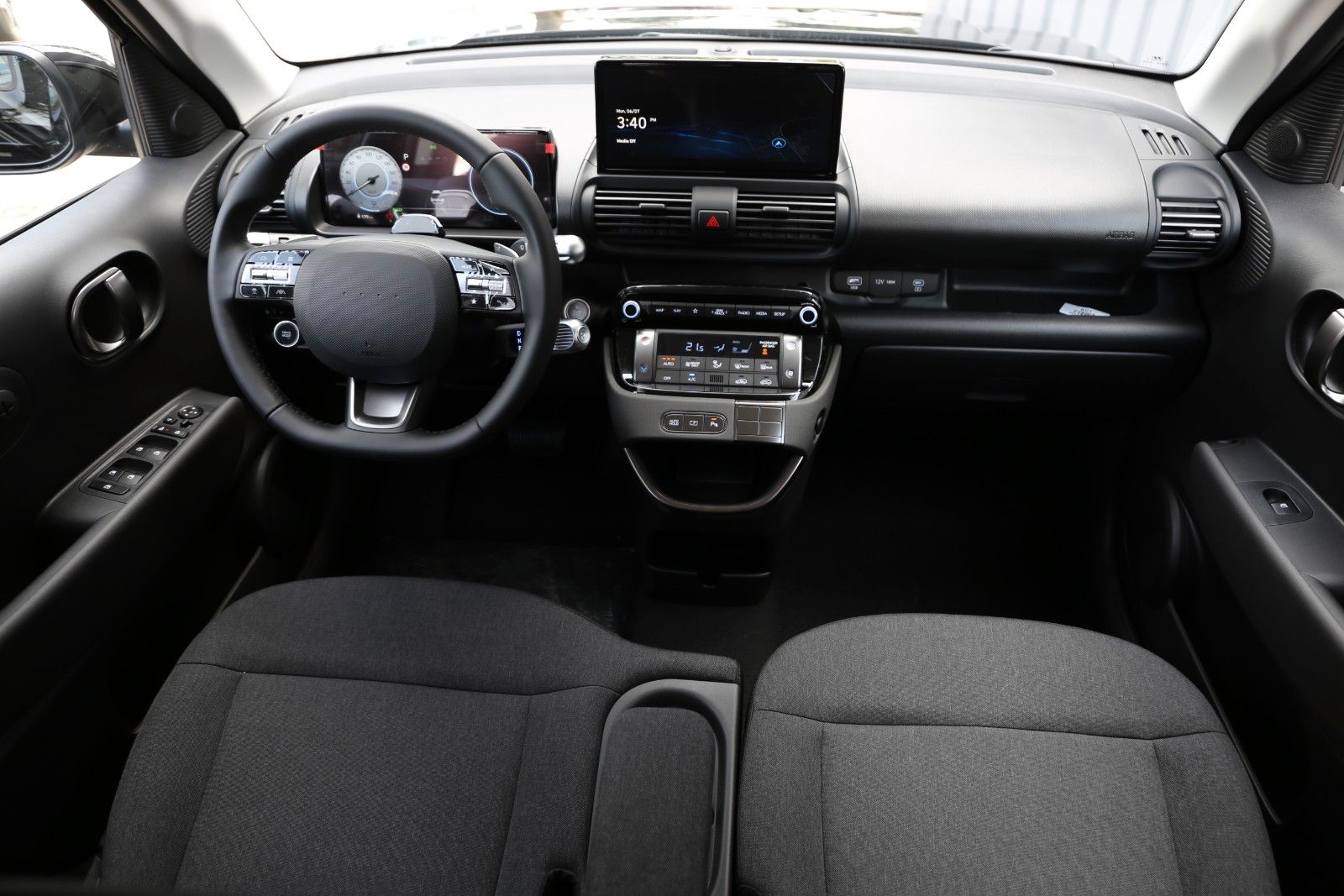 Fahrzeugabbildung Hyundai INSTER Elektro 42 kW FWD