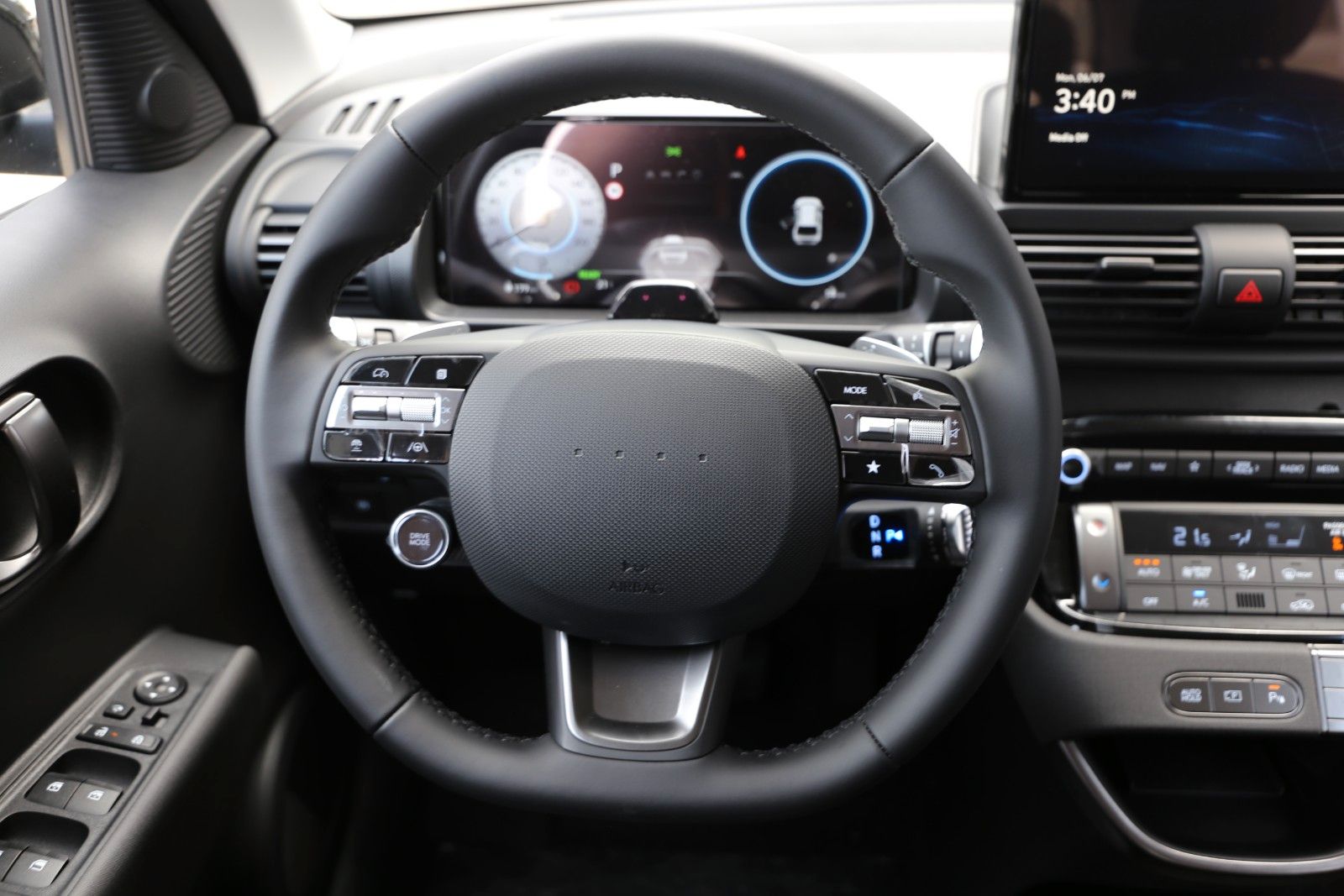 Fahrzeugabbildung Hyundai INSTER Elektro 42 kW FWD