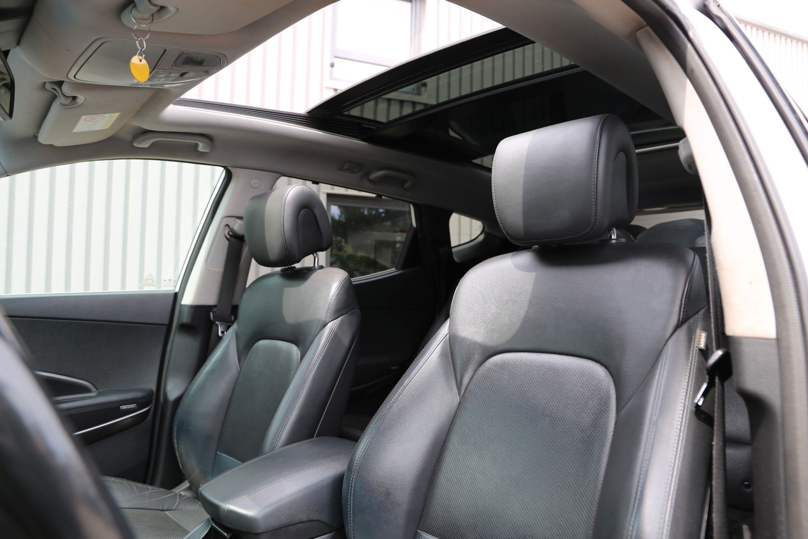 Fahrzeugabbildung Hyundai Santa Fe 2.2 CRDi 4WD PREMIUM*PANO*360°