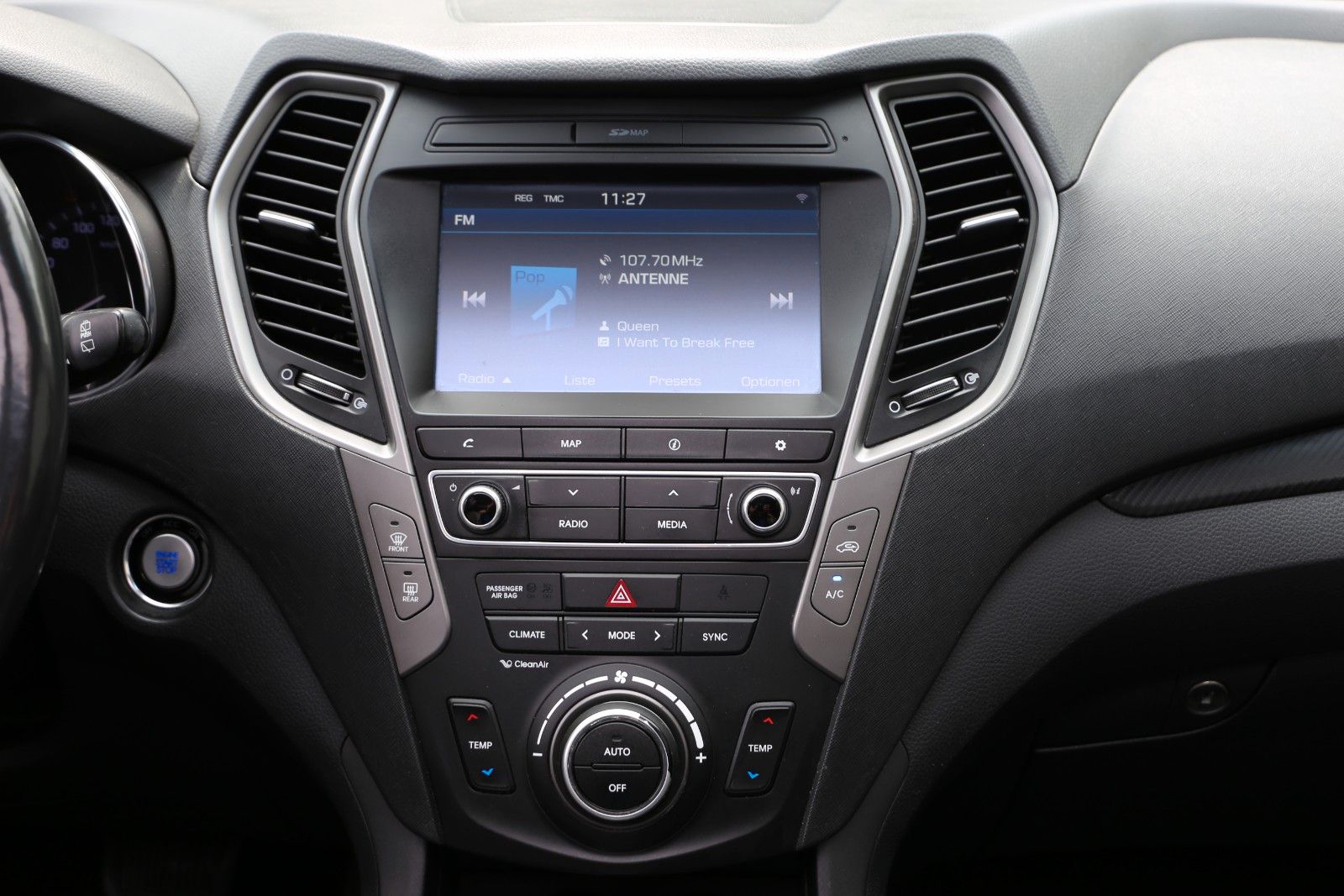 Fahrzeugabbildung Hyundai Santa Fe 2.2 CRDi 4WD PREMIUM*PANO*360°