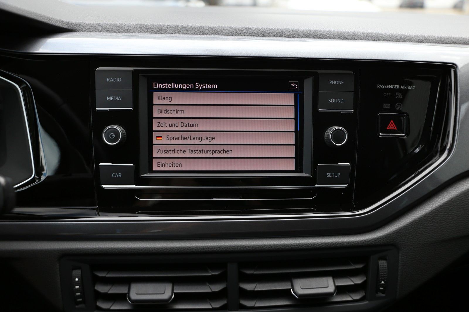 Fahrzeugabbildung Volkswagen Polo VI*95 PS*DriveAssist*Blth*ParkAssist