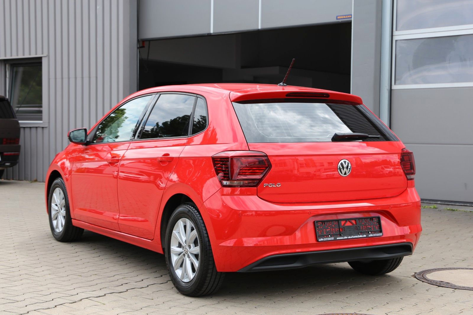 Fahrzeugabbildung Volkswagen Polo VI*95 PS*DriveAssist*Blth*ParkAssist