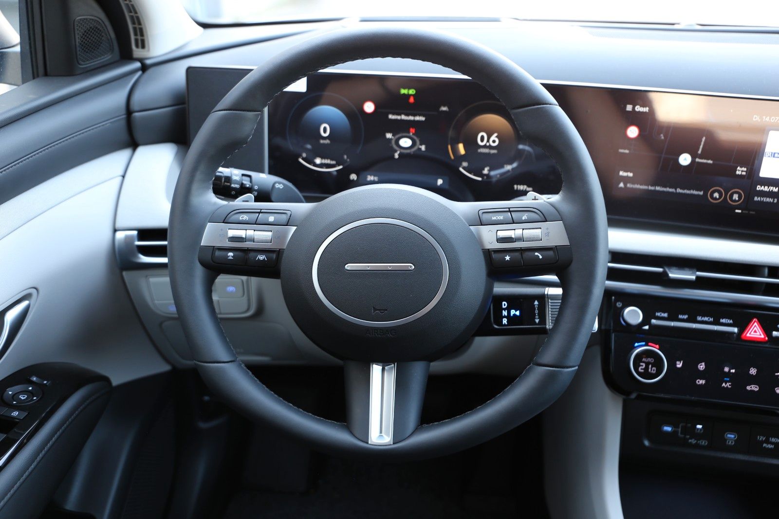 Fahrzeugabbildung Hyundai Tucson 1.6 T-GDI KRELL*LED*HUD*360°