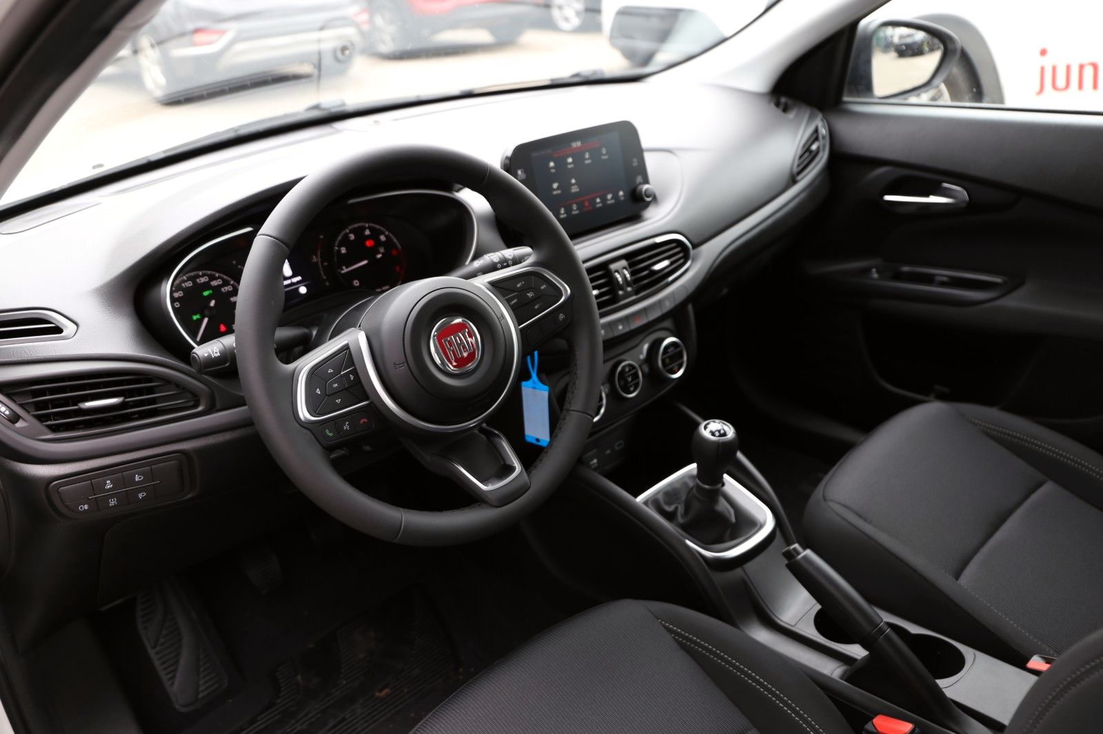 Fahrzeugabbildung Fiat Tipo 1.0 120PS T3 CITY LIFE NAV APPLE KLIMA TEMP